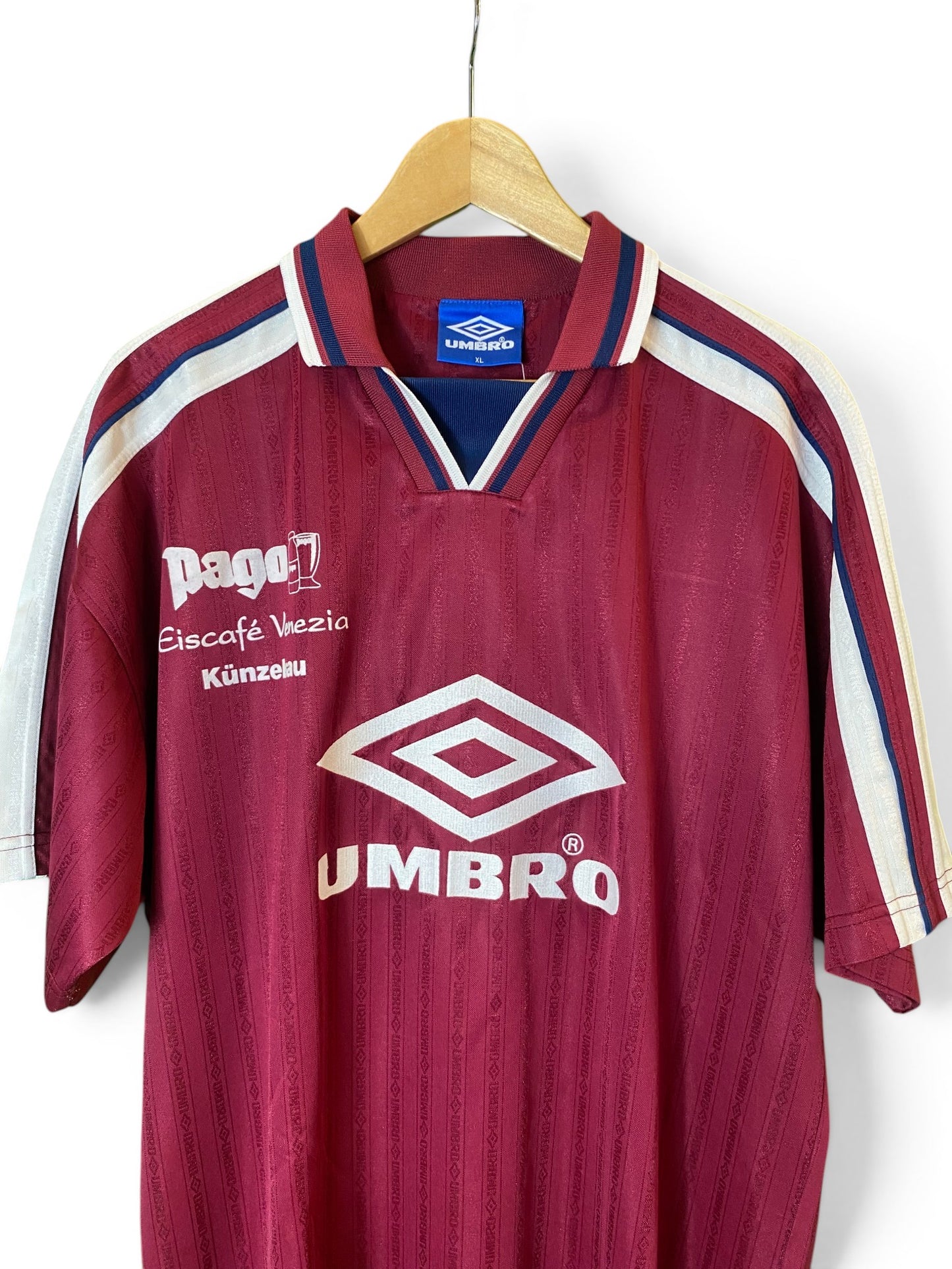Vintage 1990s Umbro Football Shirt - X-Large