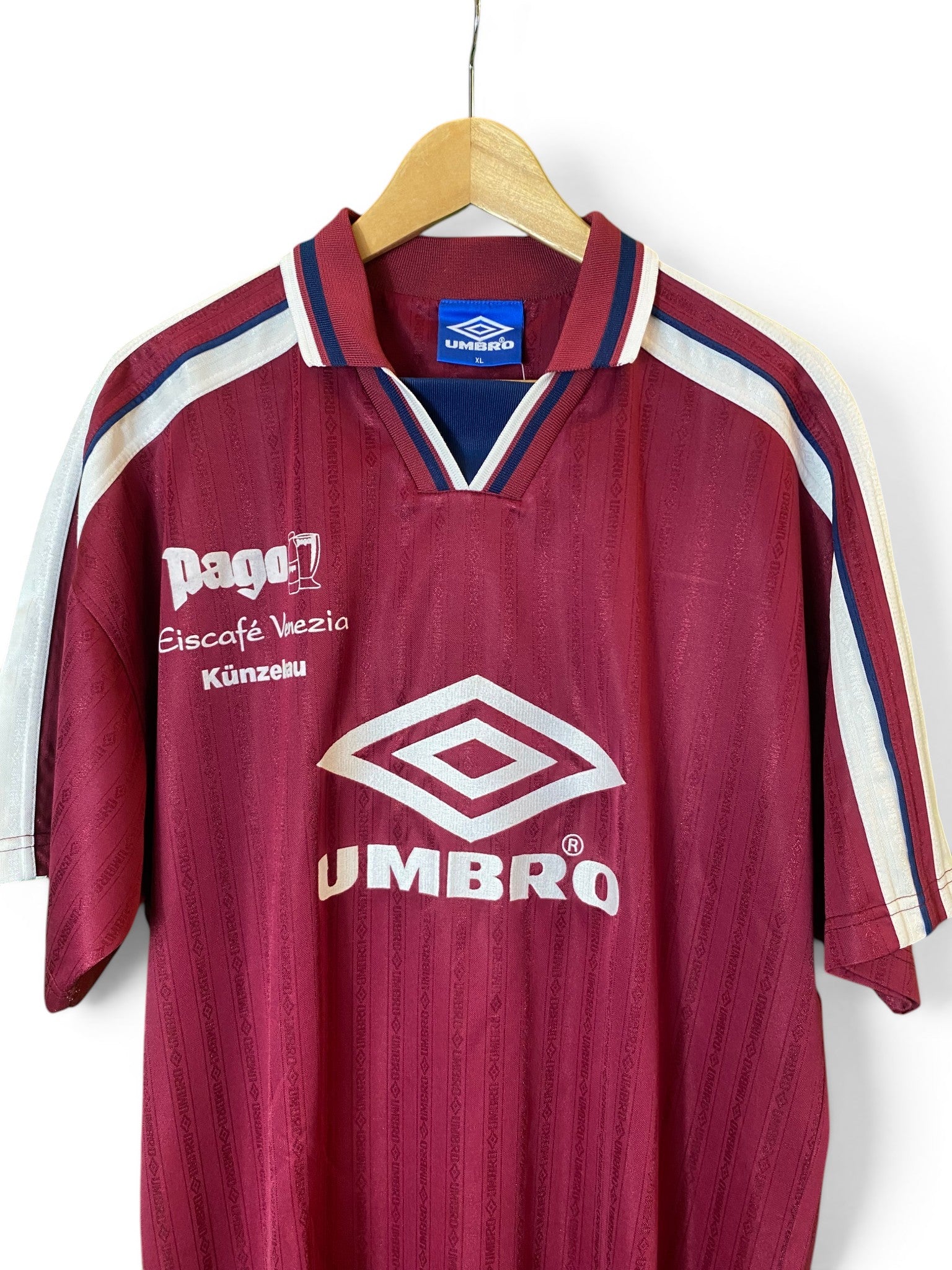Vintage 1990s Umbro Football Shirt - X-Large