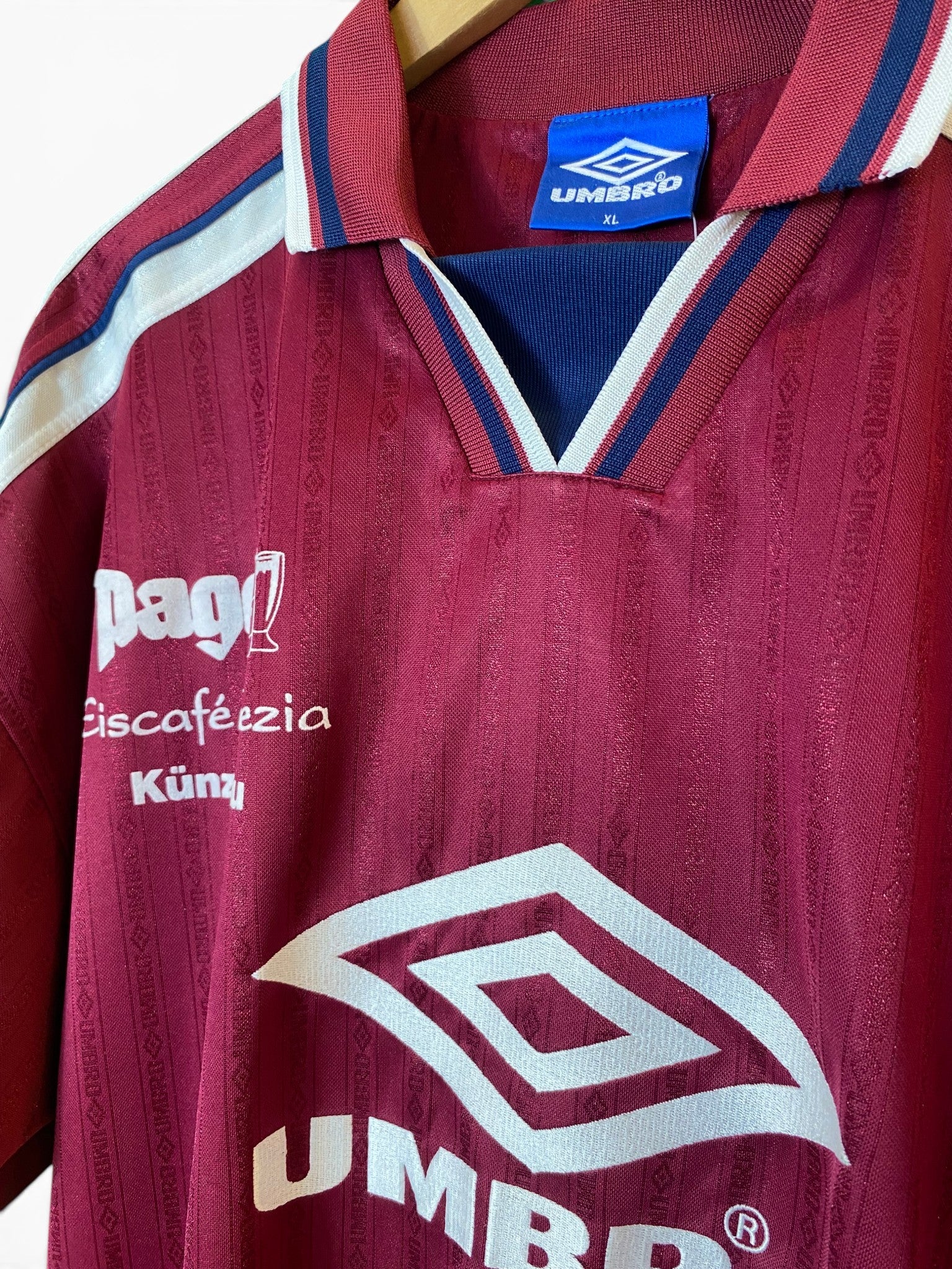 Vintage 1990s Umbro Football Shirt - X-Large