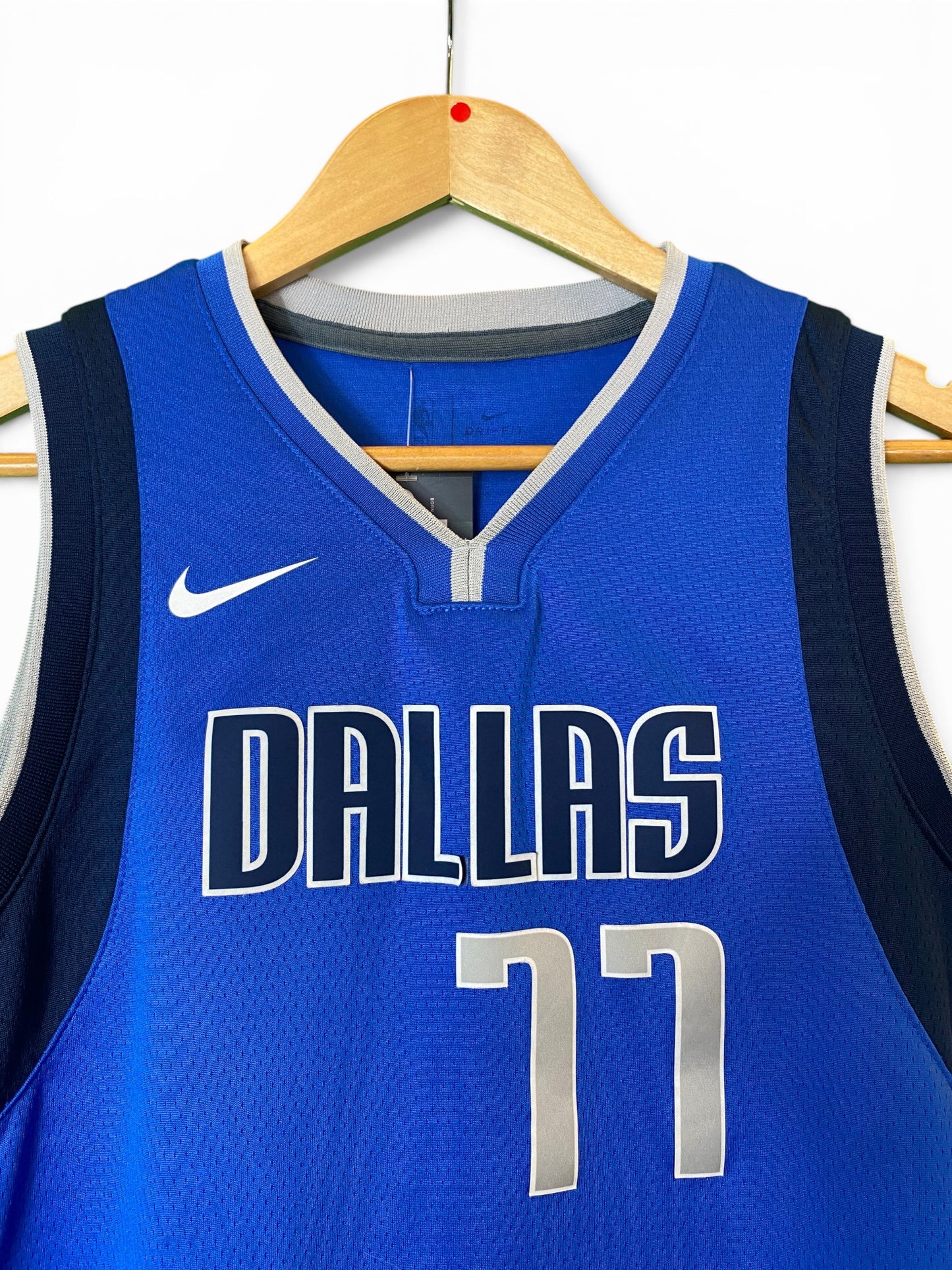 Nike Dallas No. 17 Doncic Basketball Jersey - Large