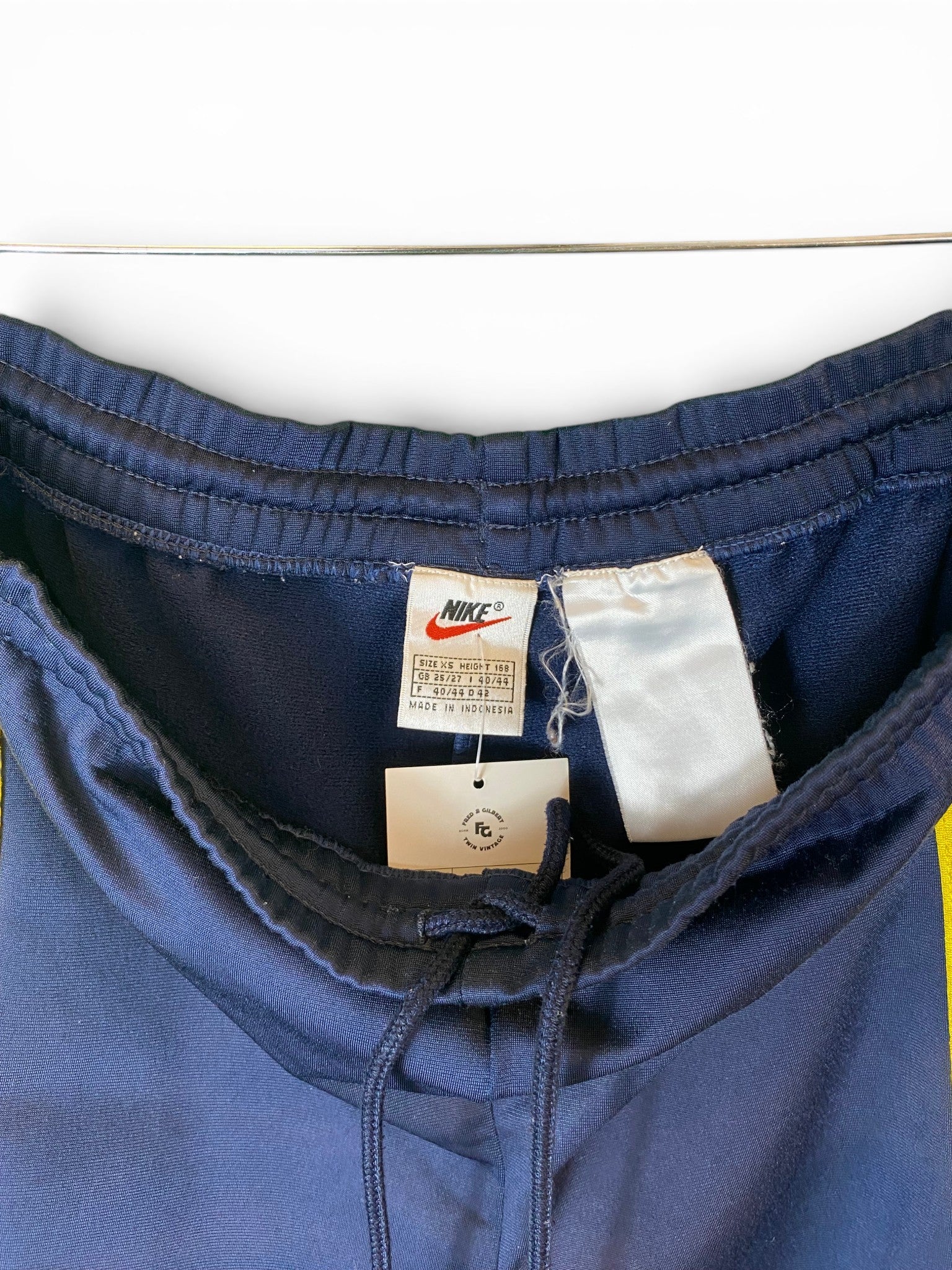 Vintage 1990s Nike Sport Shorts - W30" X-Small