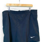 Vintage 1990s Nike Spellout Shorts - W40"