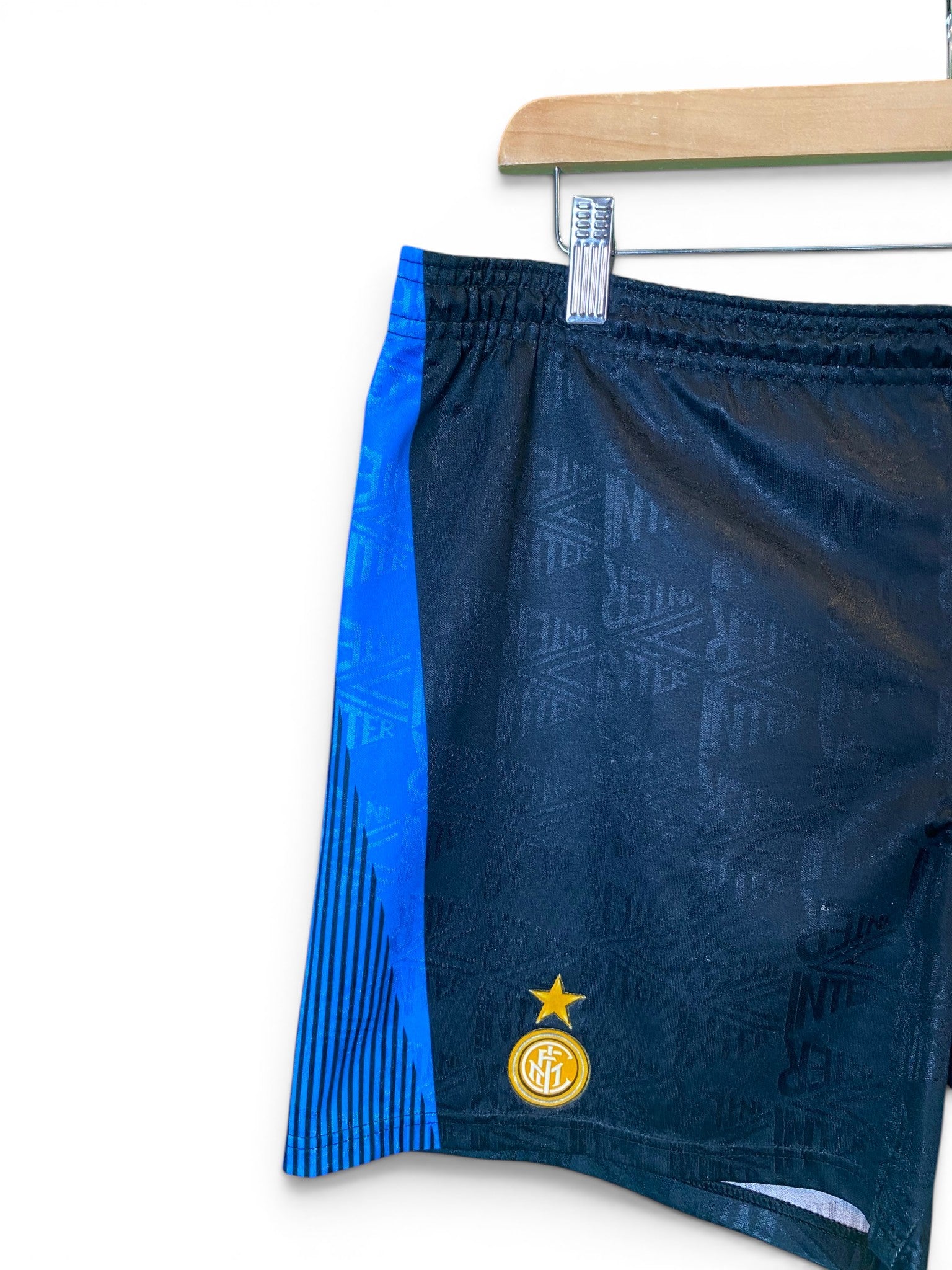 Vintage Umbro Inter Milan Football Shorts - X-Large