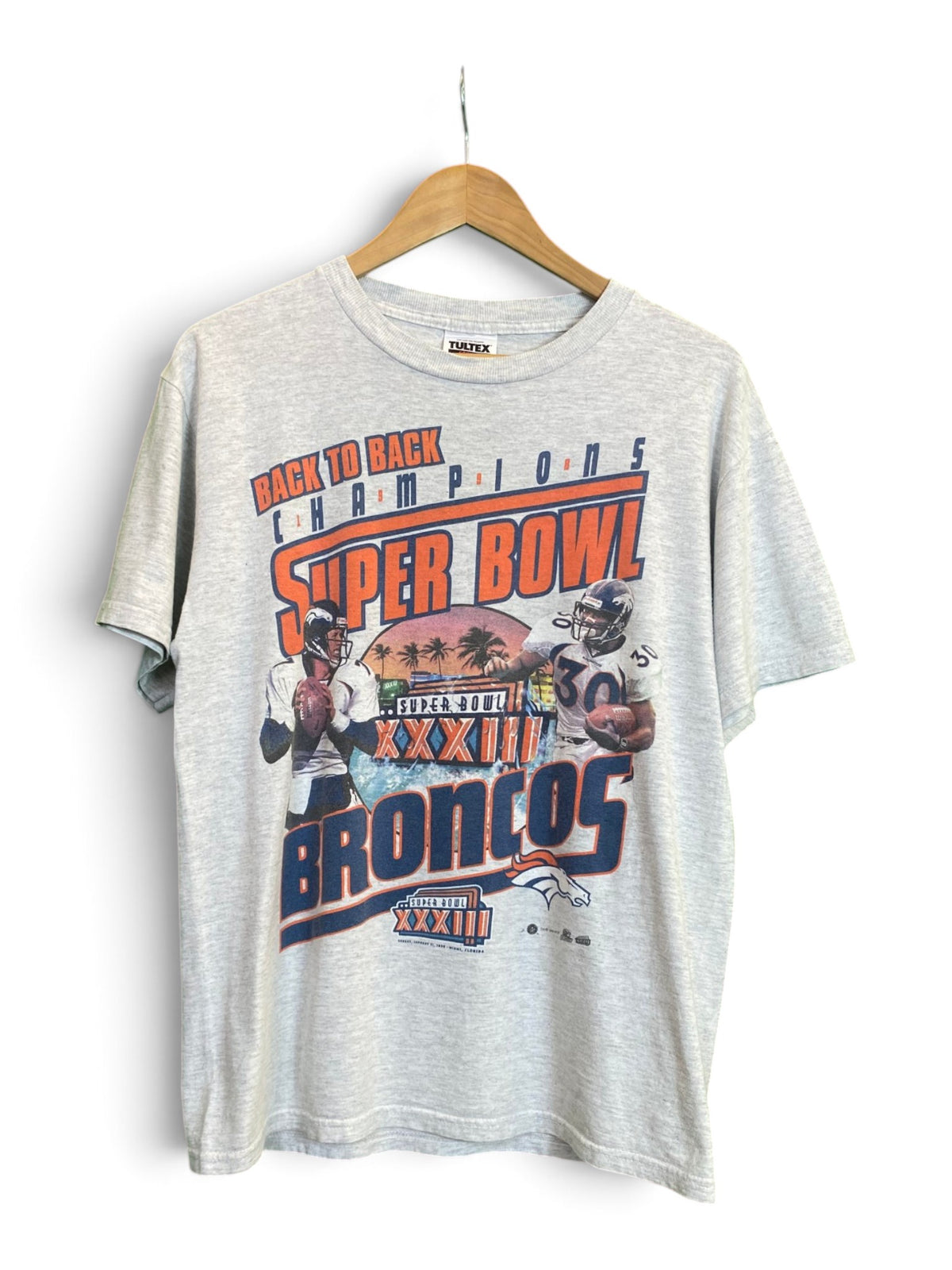 Vintage 1999 Denver Broncos B2B Superbowl Champ T-Shirt - Medium