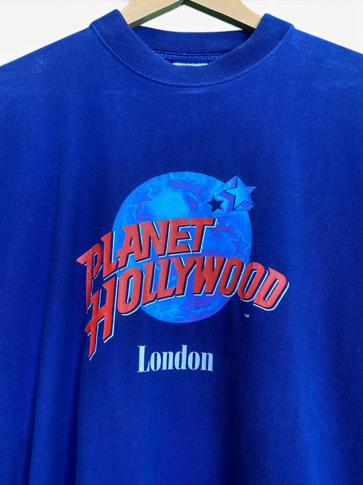 Planet Hollywood London Graphic T-Shirt - Medium