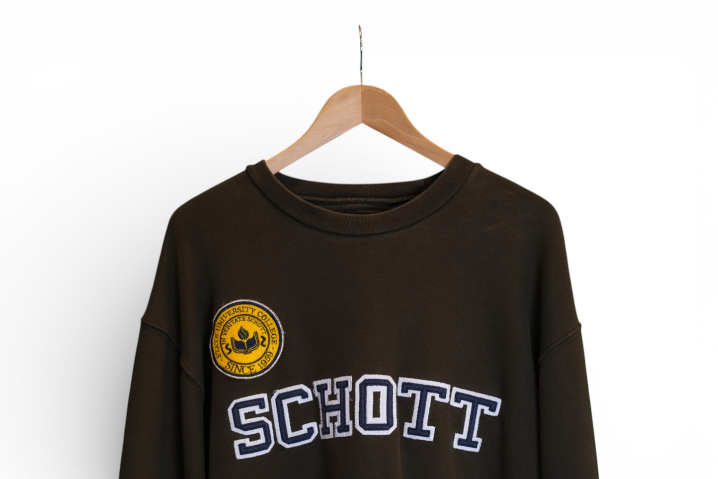 Schott Spell-Out Embroidered Sweatshirt -  Large