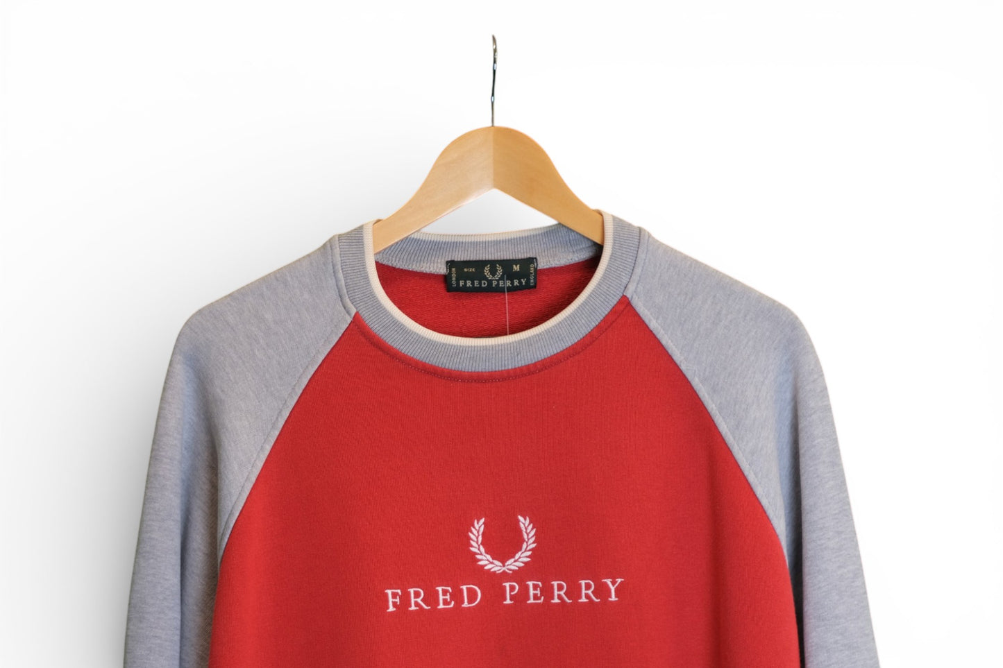 Fred Perry Sweatshirt - Medium