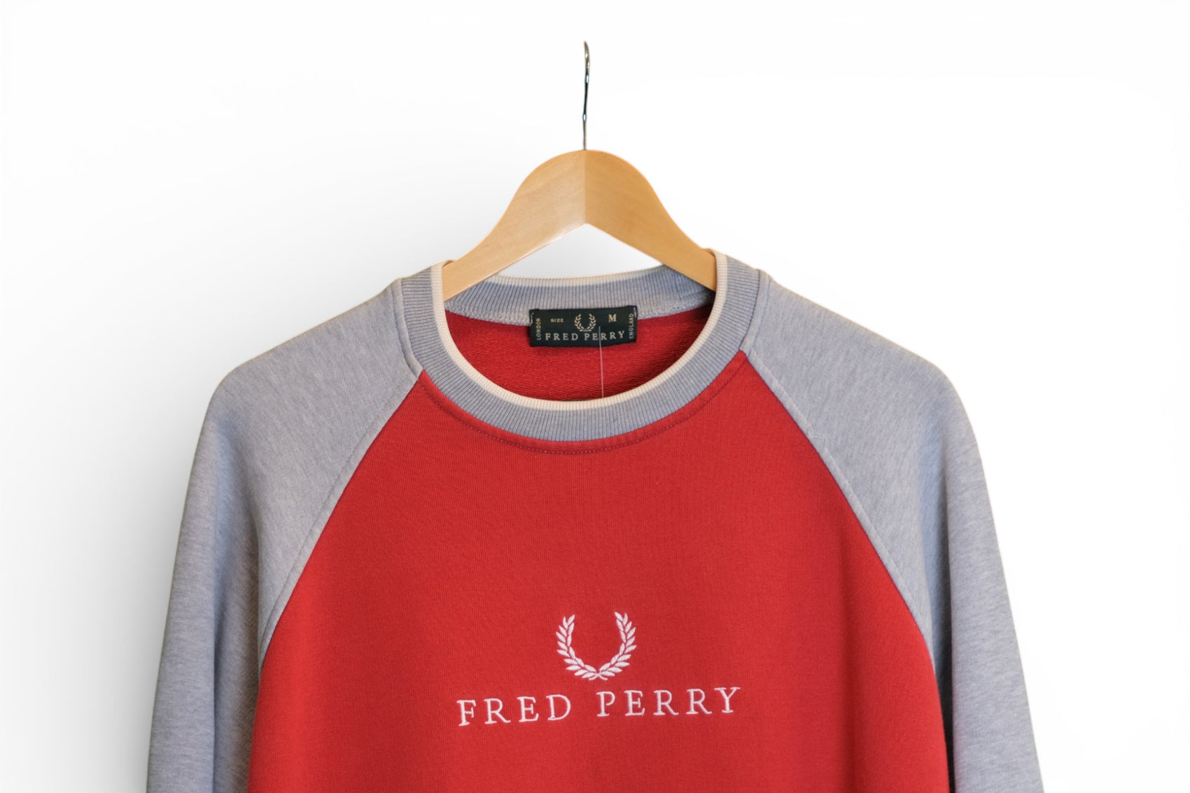Fred Perry Sweatshirt - Medium